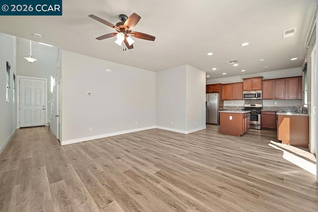 741 Candela Cir