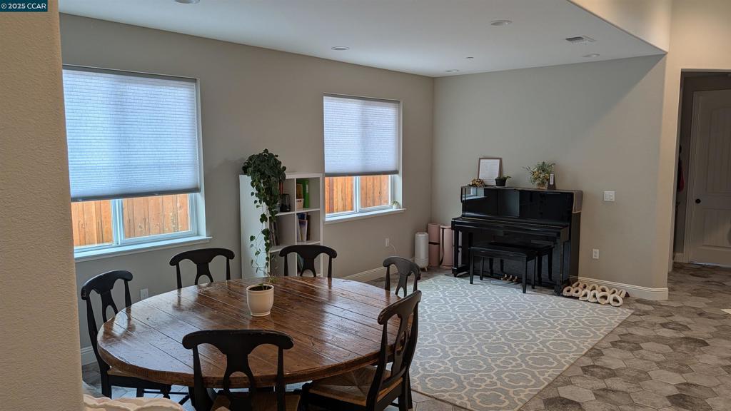 FAIRFIELD - Residential