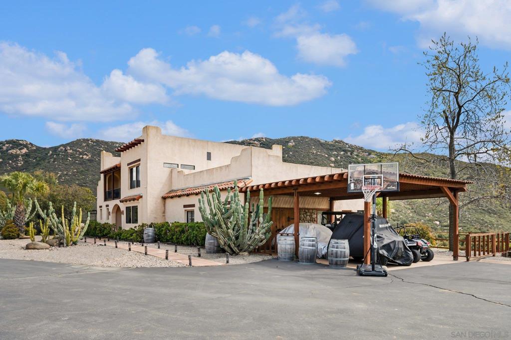 Properties 2 17287 Oak Hollow Road