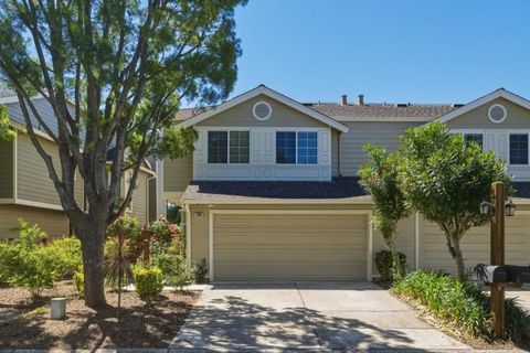 Photo of 509 Oroville Road, Milpitas, CA 95035 (MLS # ML82033149)