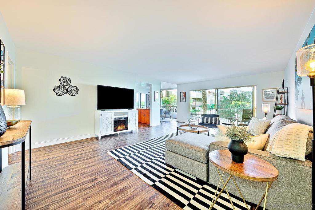 2915 Lawrence Street 9