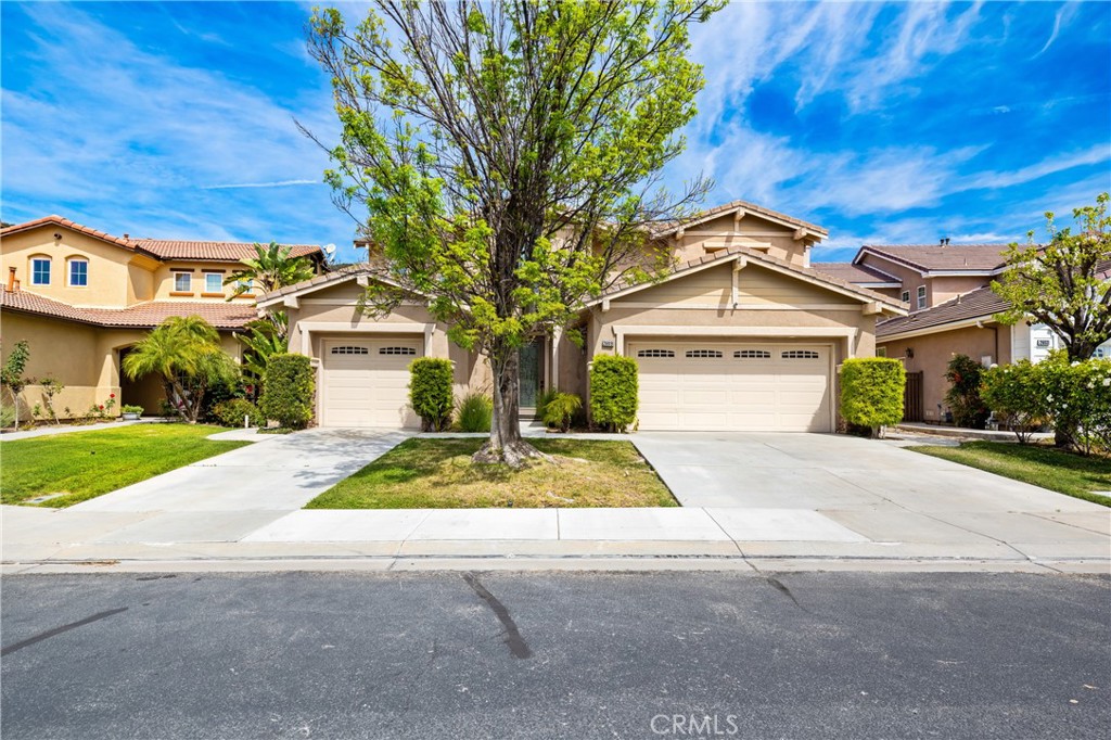 Photo 1 of 61 — 26919 Lemon Grass Way, Murrieta, CA 92562
