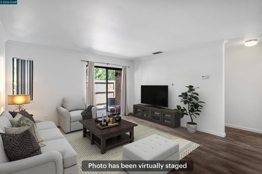 1194 Honey Trail
