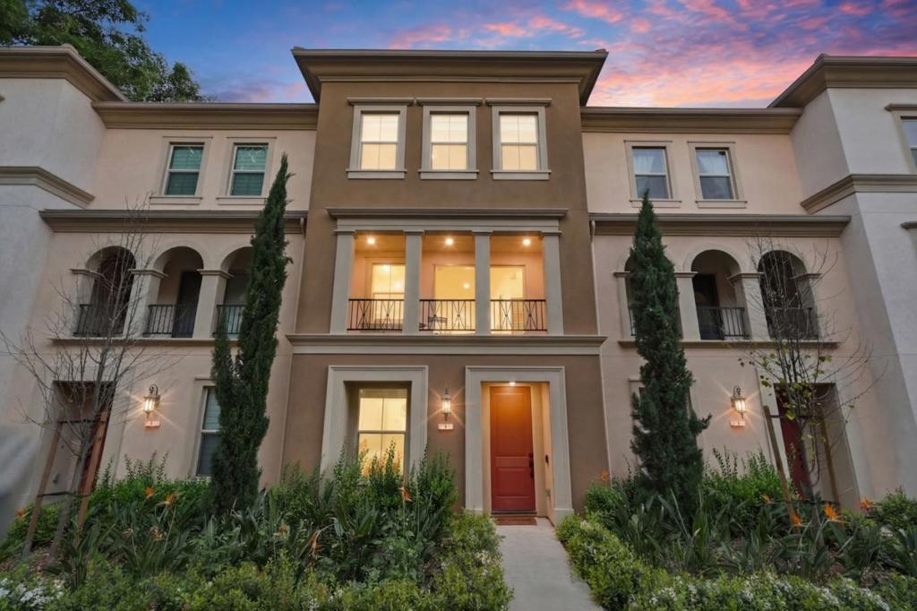 1065 Darwin Terrace