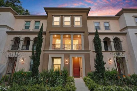 Photo of 1065 Darwin Terrace #3, Sunnyvale, CA 94085 (MLS # ML82039418)