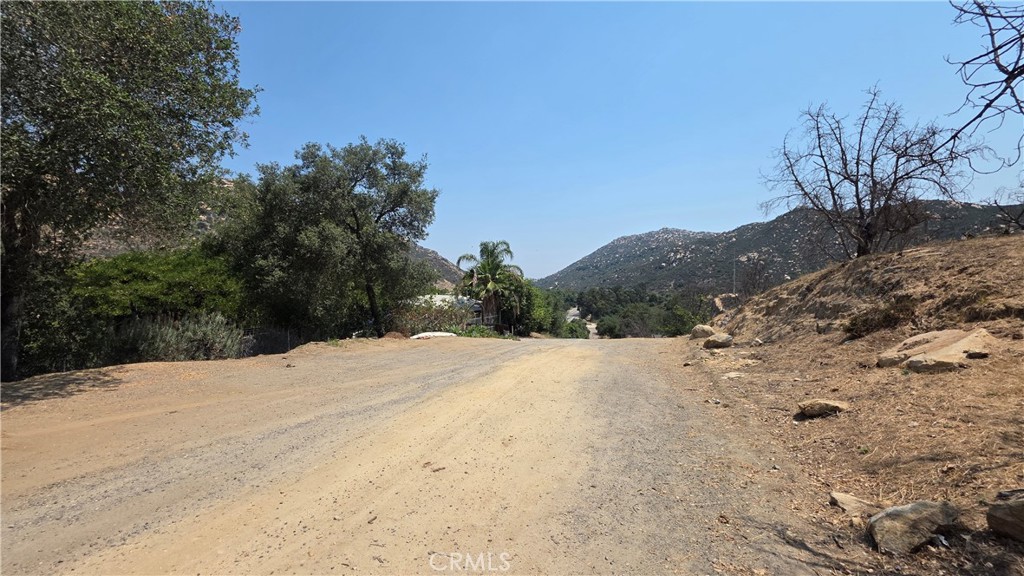 3027 Rainbow Valley Boulevard