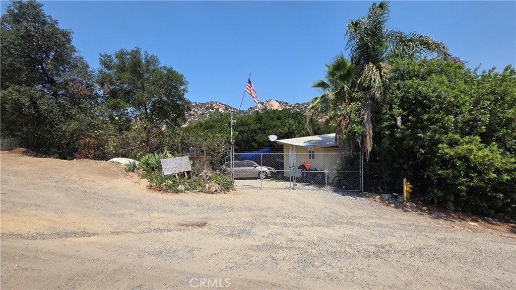 3027 Rainbow Valley Boulevard