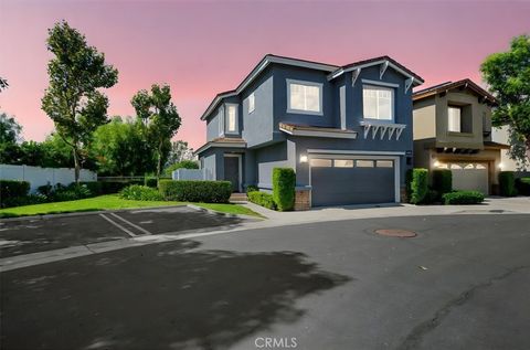 Photo of 246 Woodcrest Lane, Aliso Viejo, CA 92656 (MLS # OC25198078)