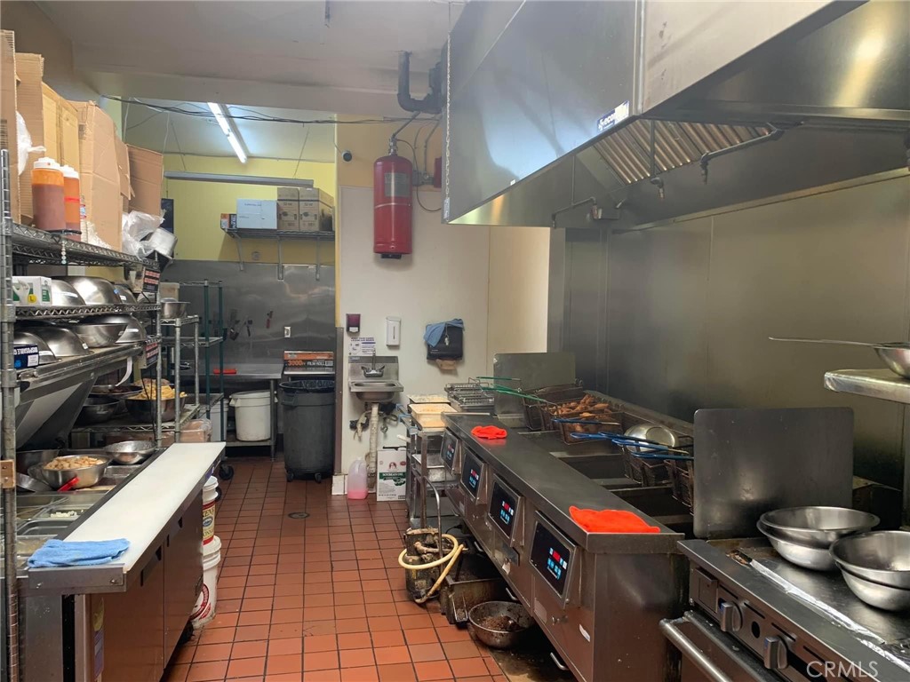 1800 Atlantic Avenue