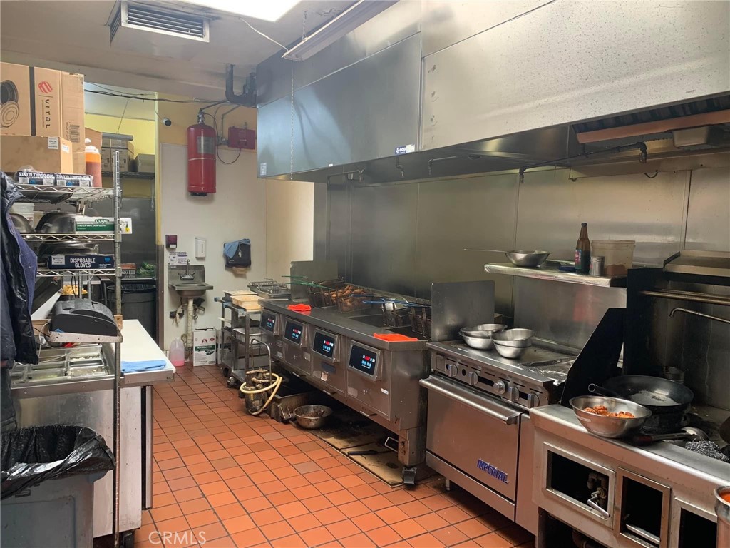 1800 Atlantic Avenue