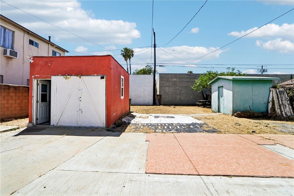 7315 Woodley