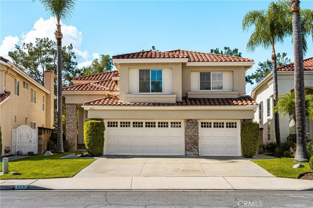 Anaheim Hills, California 92808, United States, 4 Bedrooms Bedrooms, ,4 BathroomsBathrooms,Residential,Active,170425