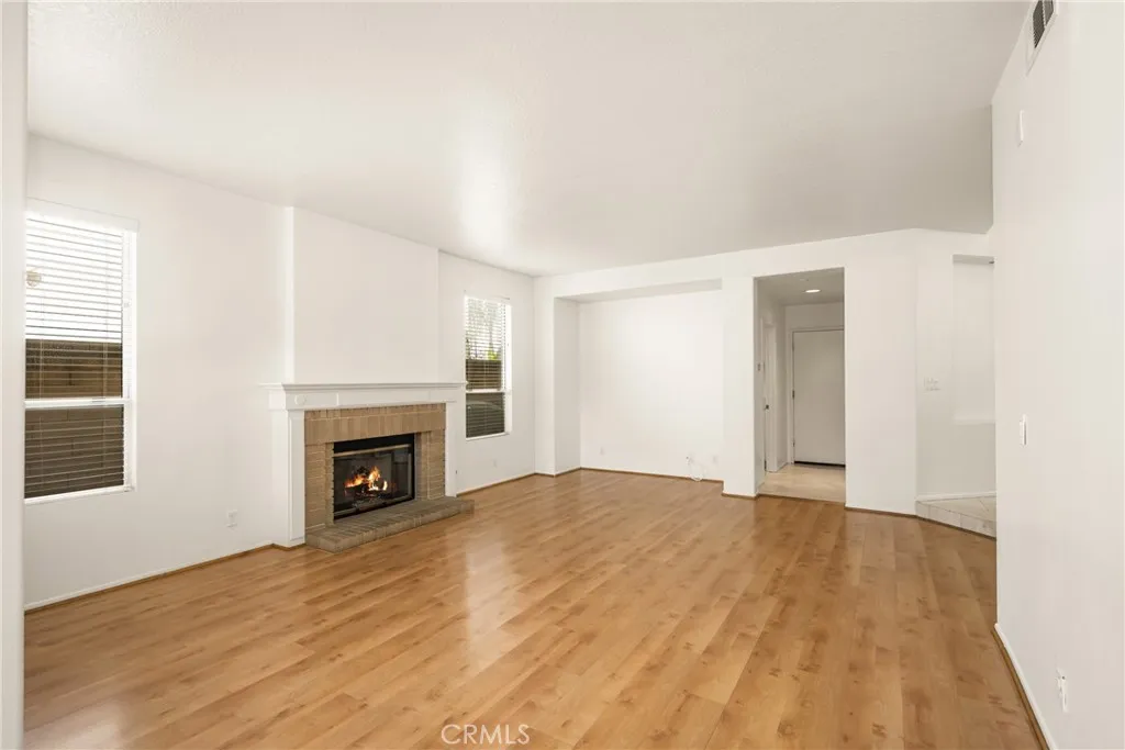 Anaheim Hills, California 92808, United States, 4 Bedrooms Bedrooms, ,4 BathroomsBathrooms,Residential,Active,170425