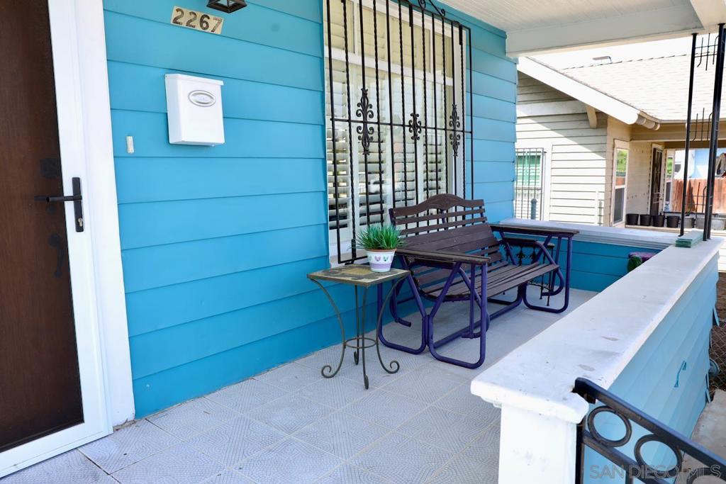 2267 Julian Ave.