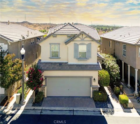 Photo of 29338 Dakota Drive, Valencia, CA 91354 (MLS # SR25222645) Photo of 29338 Dakota Drive, Valencia, CA 91354 (MLS # SR25222645)