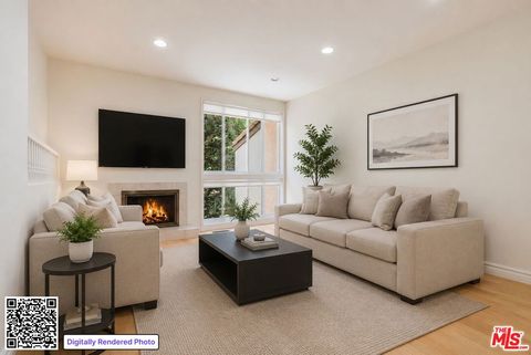 Photo of 17241 Palisades Circle, Pacific Palisades, CA 90272 (MLS # 26830399)