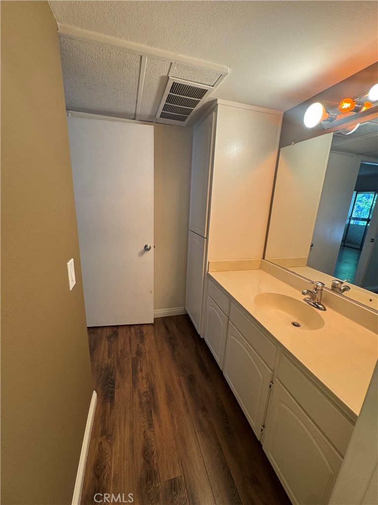 Lakeshore - Residential Lease