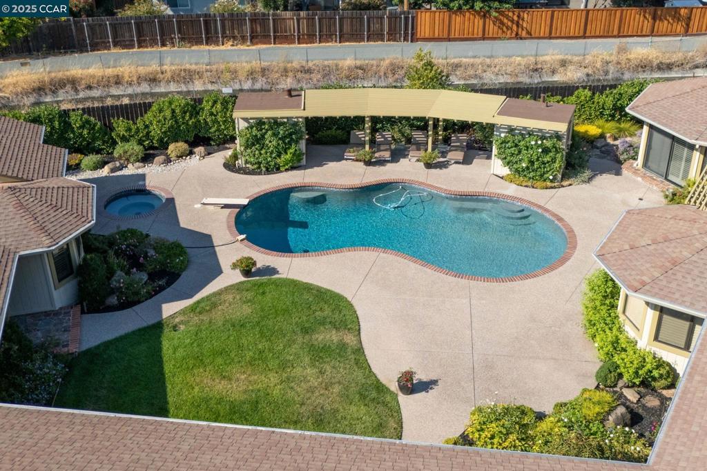 THE WOODLANDS - Residential