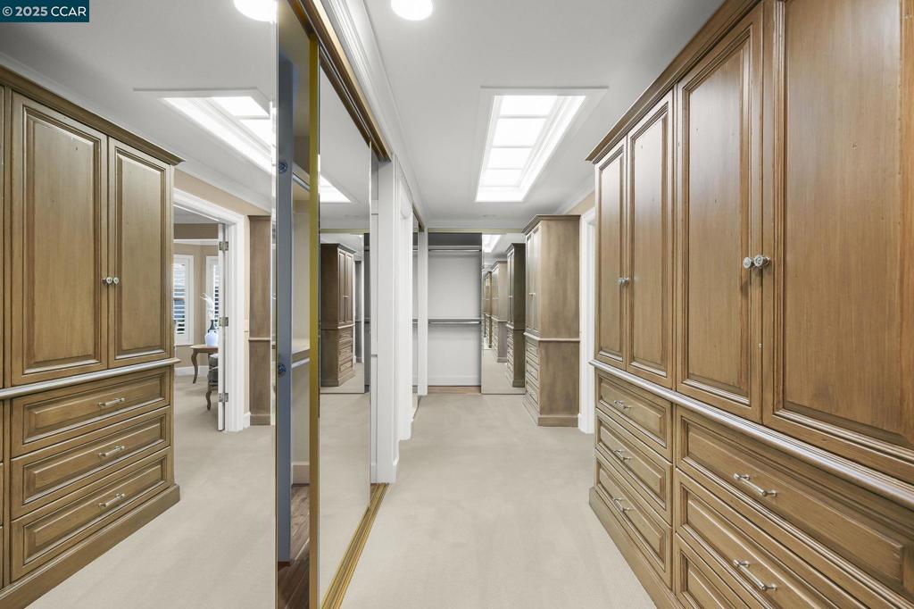 THE WOODLANDS - Residential