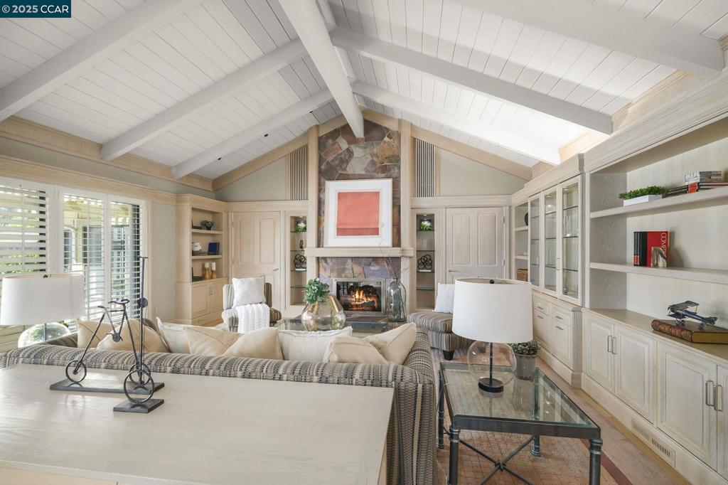 THE WOODLANDS - Residential