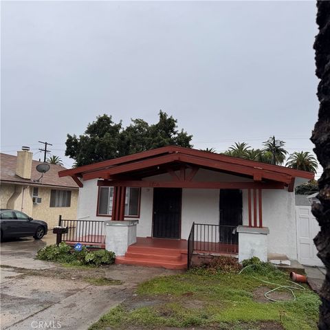 Photo of 1746 W 38th Place Pl, Los Angeles, CA 90062 (MLS # PW25264722)