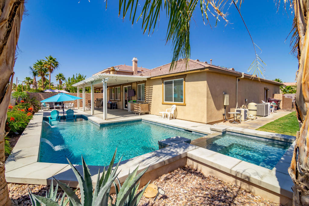 Terra Lago - Residential