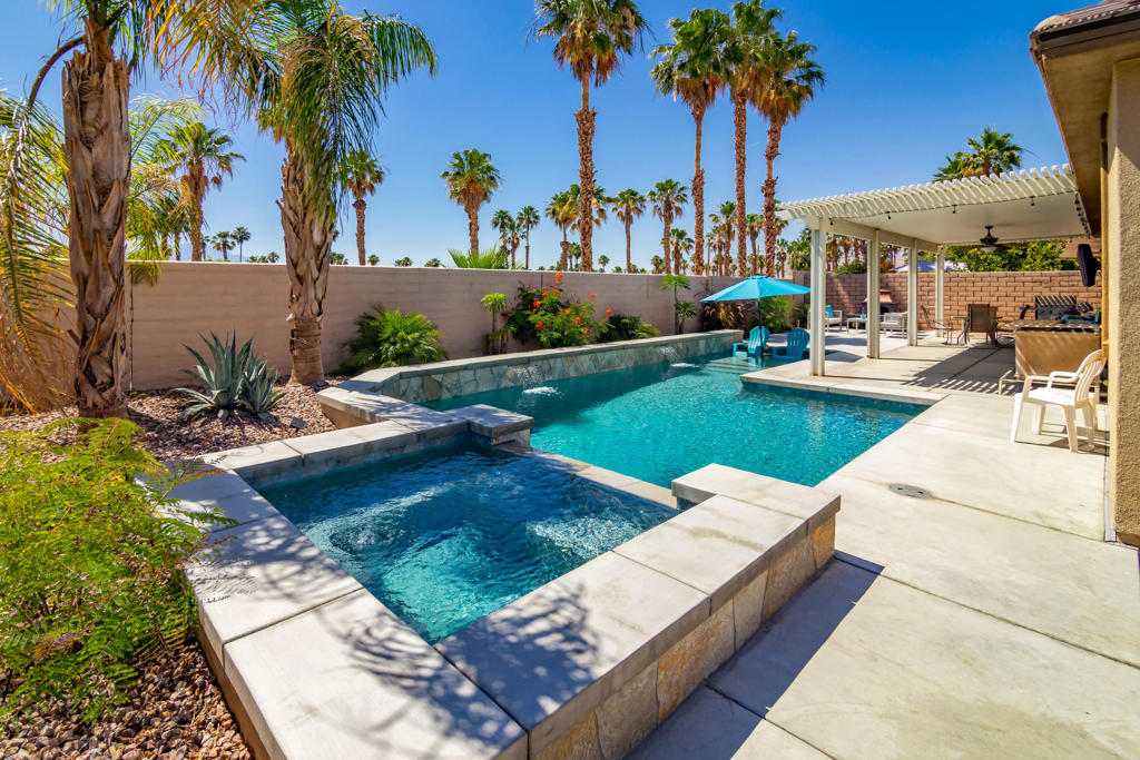 Terra Lago - Residential