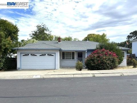 Photo of 1616 Poplar Dr DR, Walnut Creek, CA 94595 (MLS # 41141552)