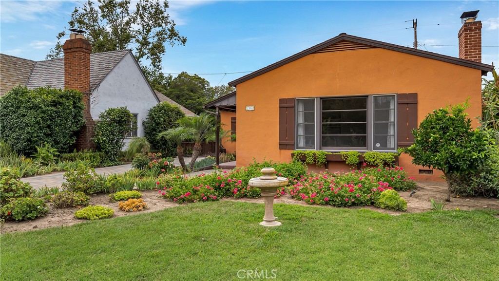 2118 Greenleaf Street