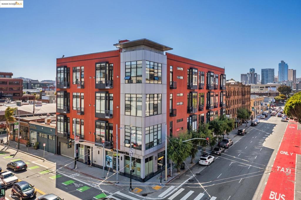 200 Townsend St 4
