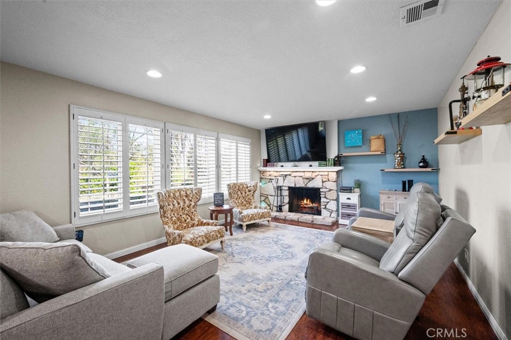 1445 Del Norte Drive