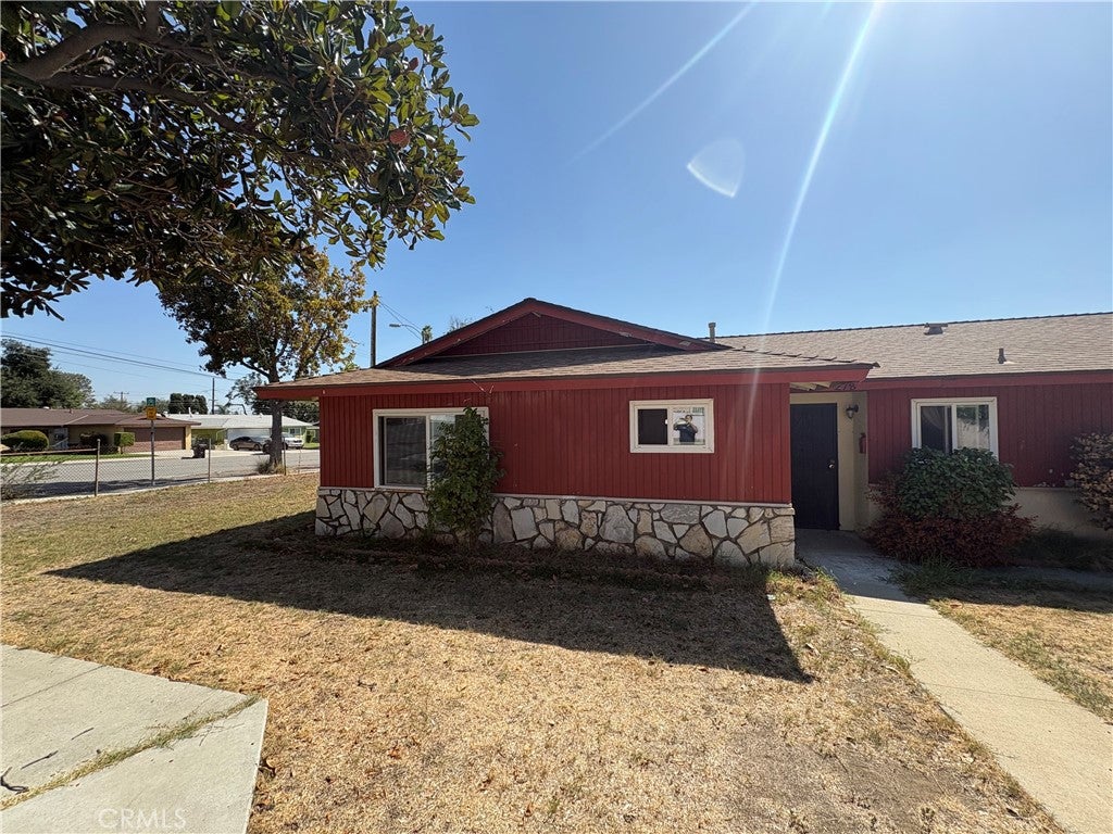 278 E Cherry