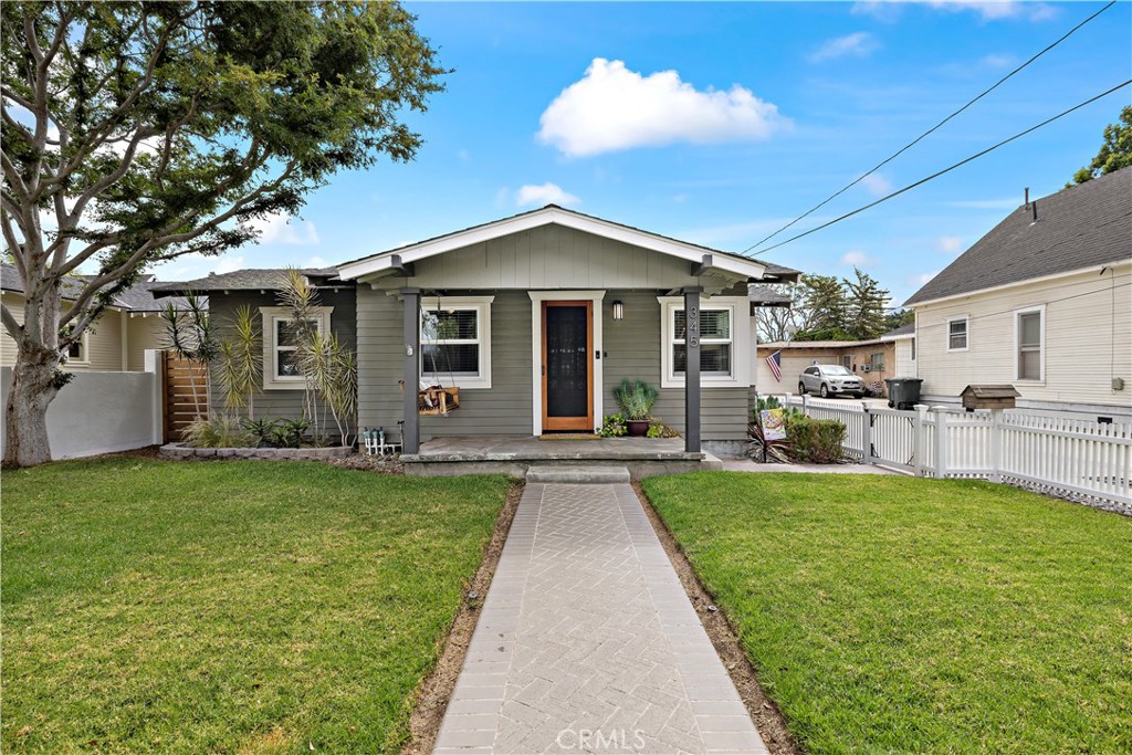 345 N Harwood