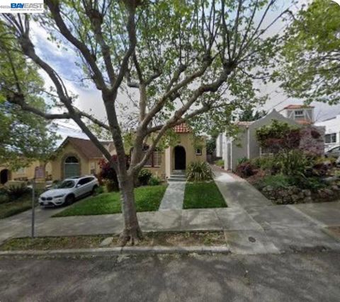 Photo of 5333 Hillen Dr Dr, Oakland, CA 94619 (MLS # 41129114)