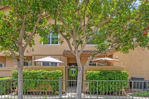 Photo of 4 Destiny WAY, Aliso Viejo, CA 92656 (MLS # OC26098758)
