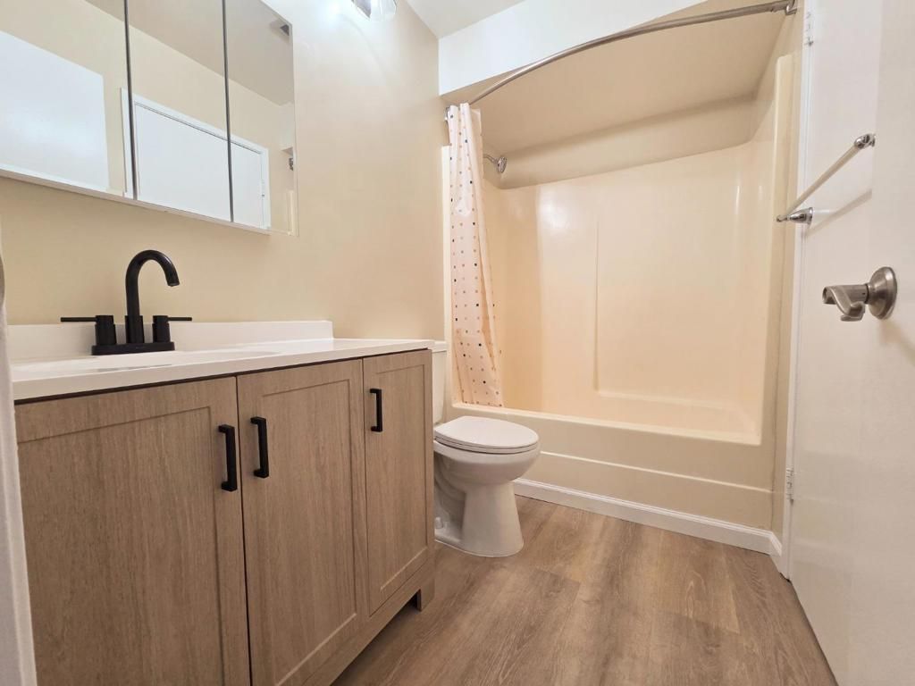 Photo of 2324 Mossdale Way, San Jose, CA 95133 (MLS # ML82024629)
