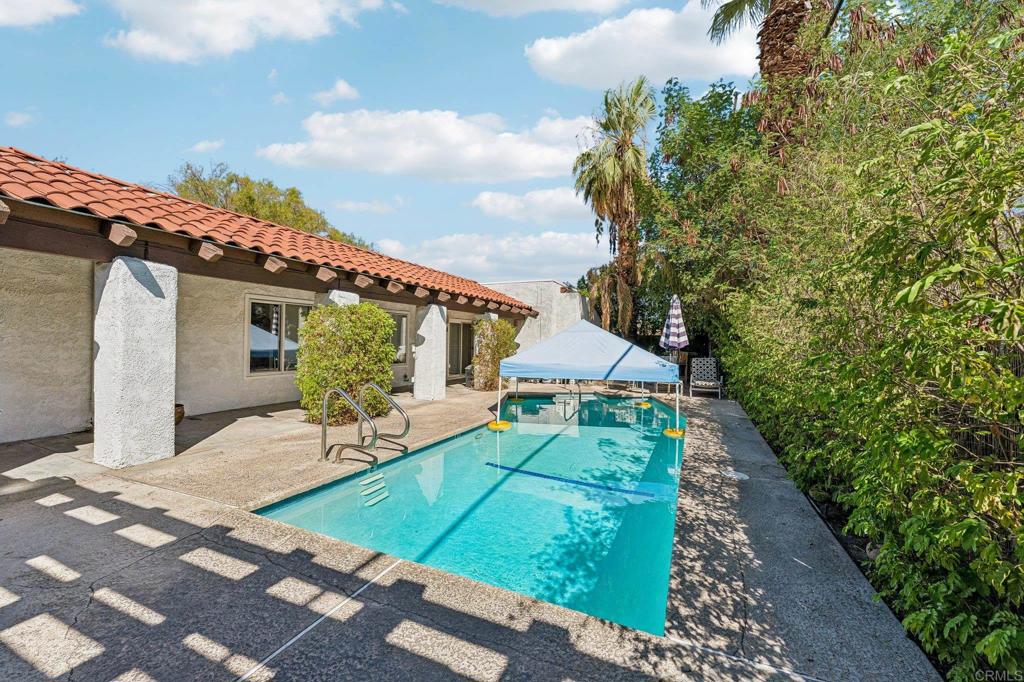 502 S Highland Drive