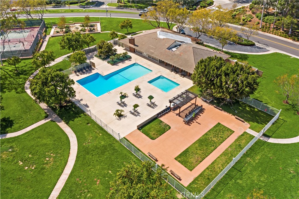 Laguna Village (LV) - Residential
