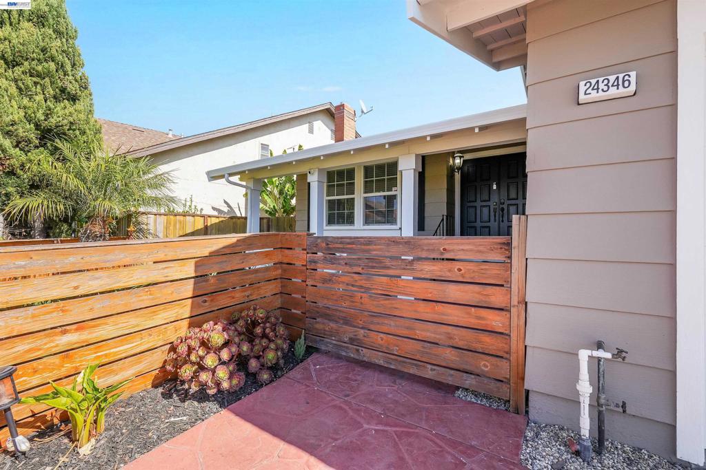 24346 Chandler Rd