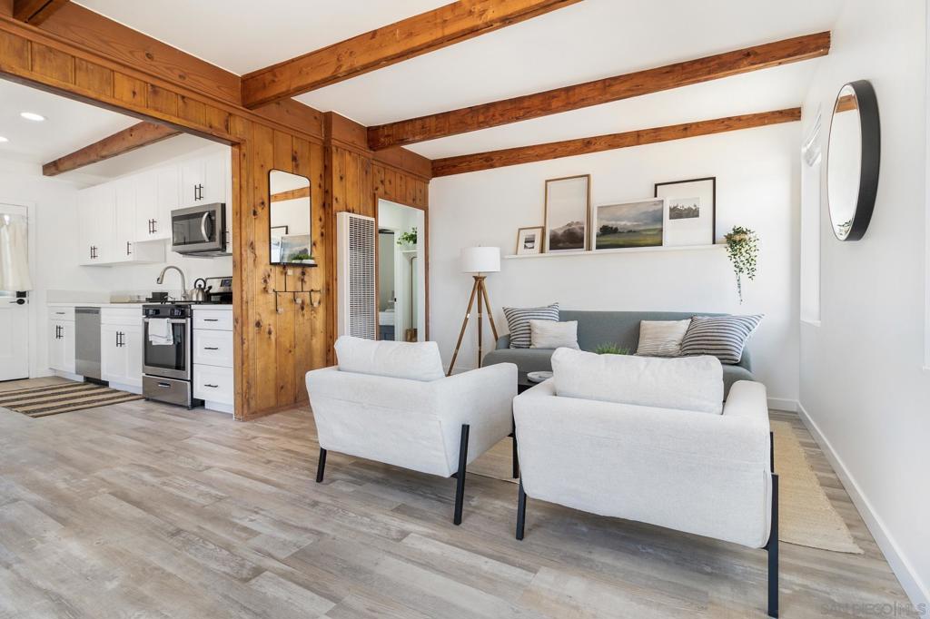 3856 Via Del Mar