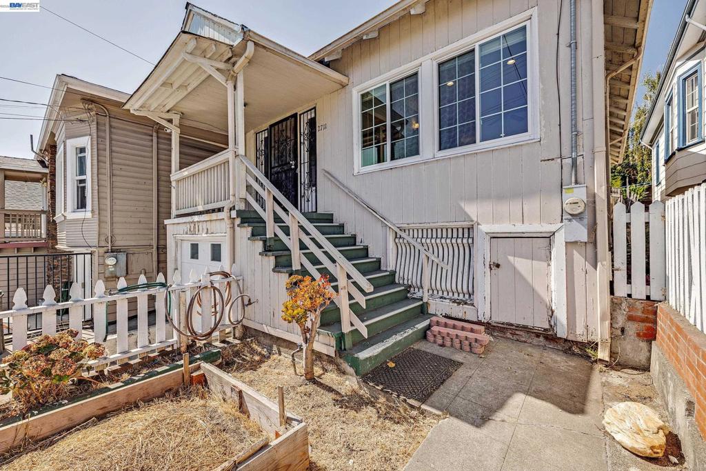 2711 13Th Ave