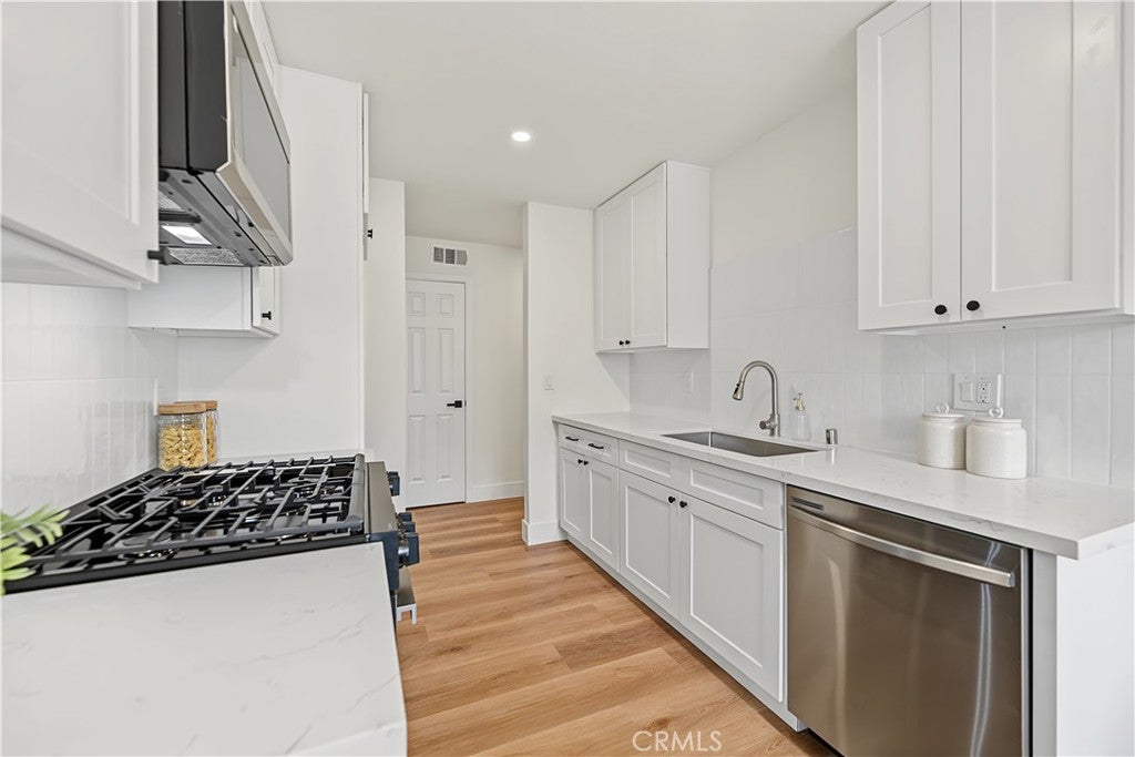 700 W La Veta Avenue N5