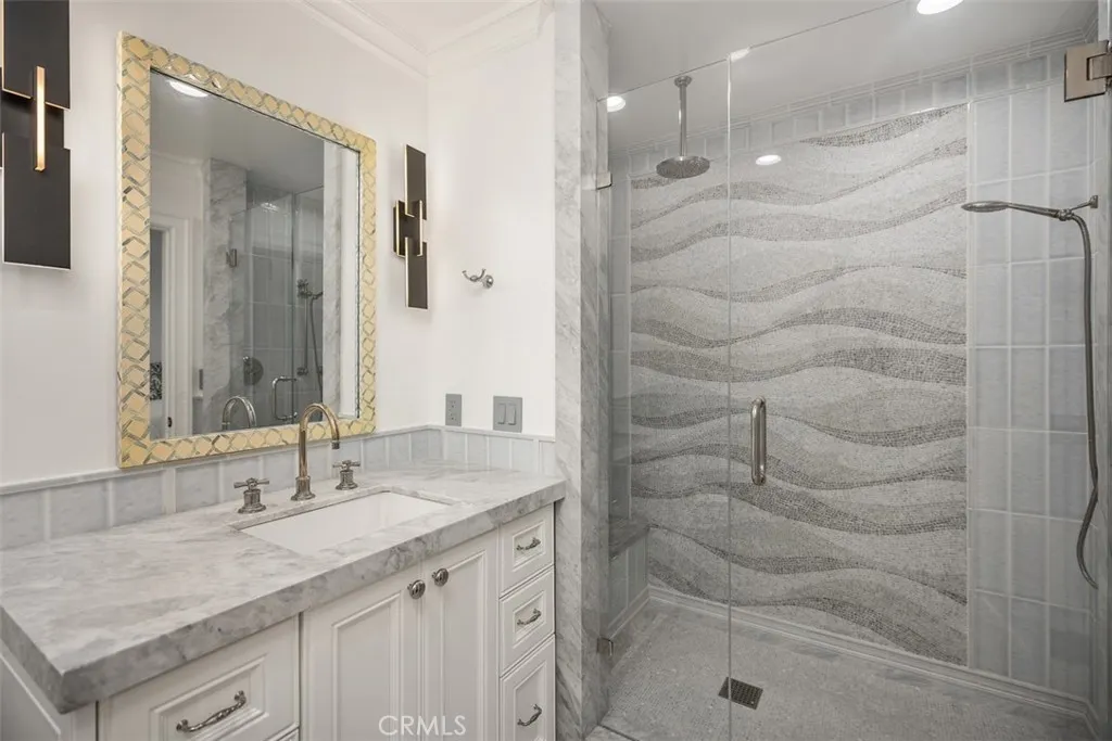 Dana Point, California 92629, United States, 4 Bedrooms Bedrooms, ,5 BathroomsBathrooms,Residential,Active,205281