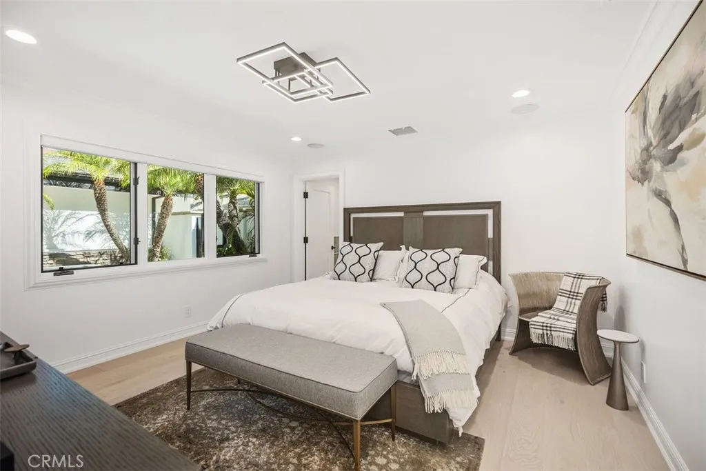 Dana Point, California 92629, United States, 4 Bedrooms Bedrooms, ,5 BathroomsBathrooms,Residential,Active,205281