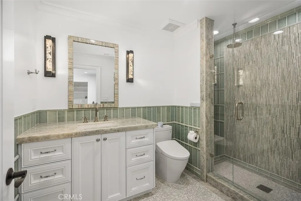 Dana Point, California 92629, United States, 4 Bedrooms Bedrooms, ,5 BathroomsBathrooms,Residential,Active,205281