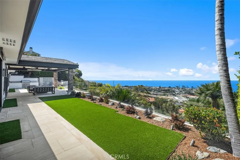 Dana Point, California 92629, United States, 4 Bedrooms Bedrooms, ,5 BathroomsBathrooms,Residential,Active,205281