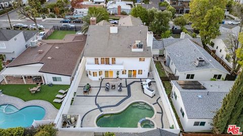 5514 Sylvia Avenue Tarzana CA 91356