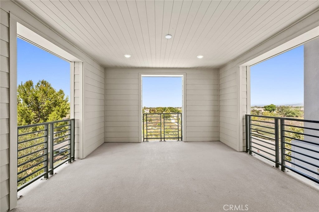 148 Perspective, Irvine CA 92618 - Photo 17