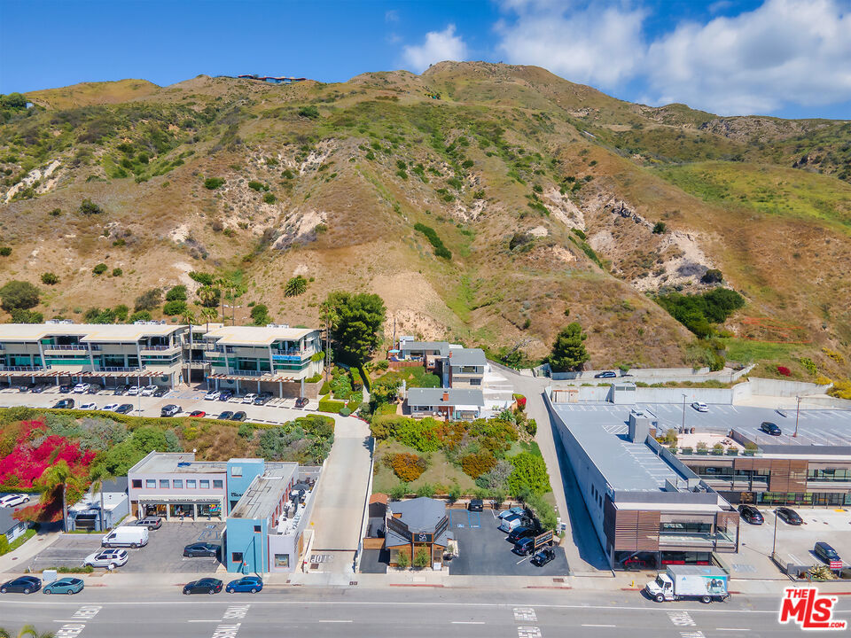 22605 Pacific Coast Highway