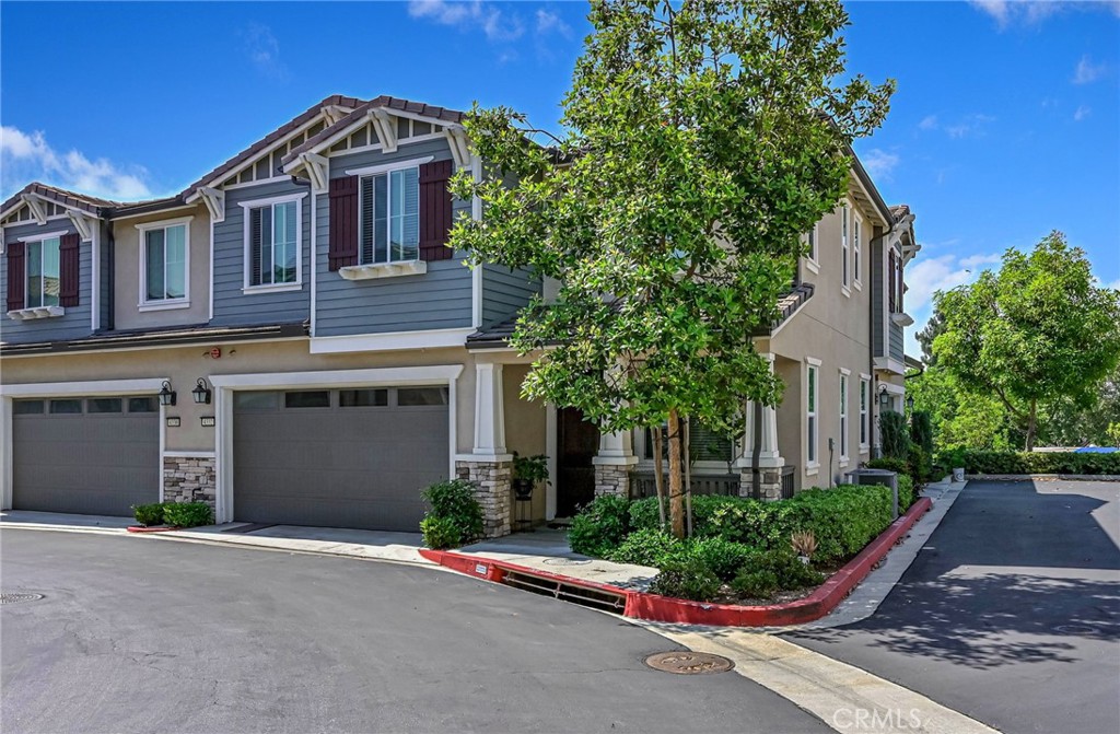 4332 WILD GINGER Circle